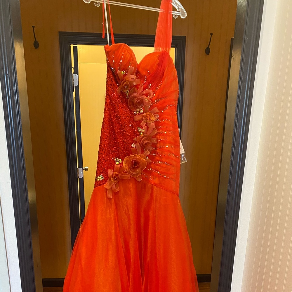 Tony Bowls Red Rose Sequin formal dress